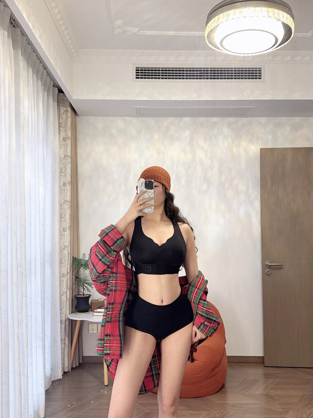 Emine M.